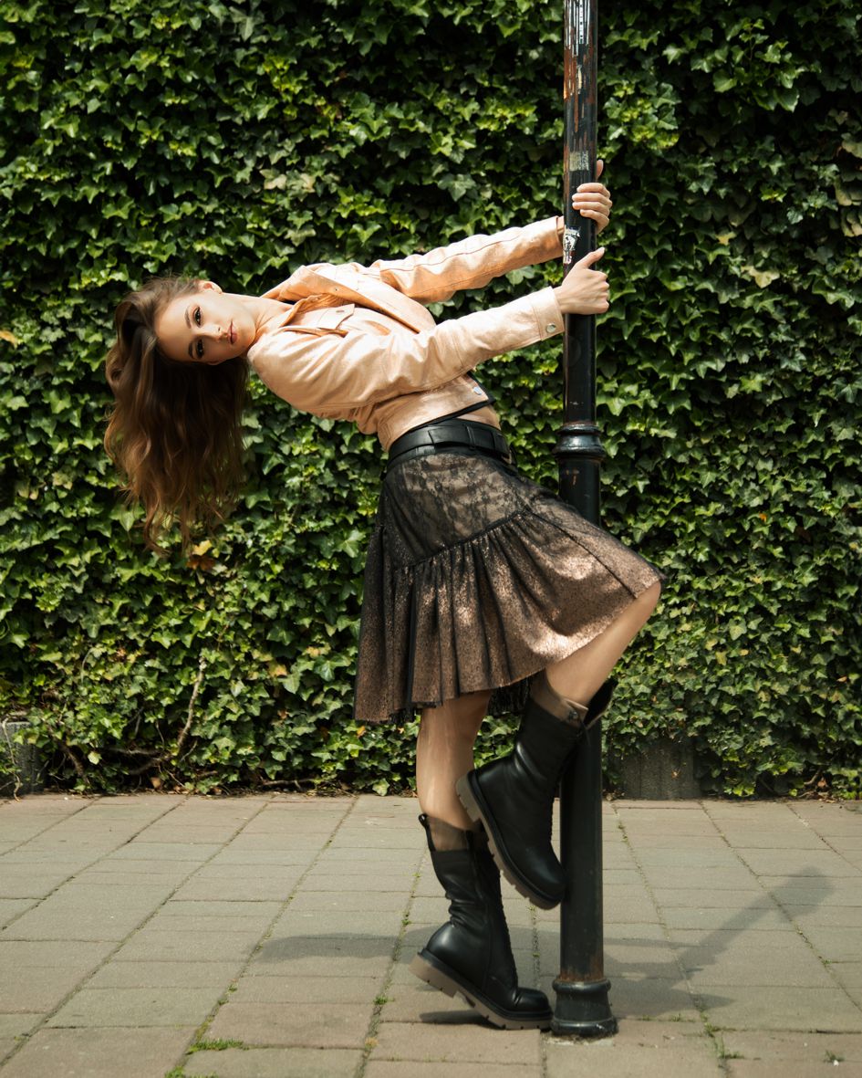 125017 GLITTER ROSE GOLD LEATHER JACKET - By Rieske image 4