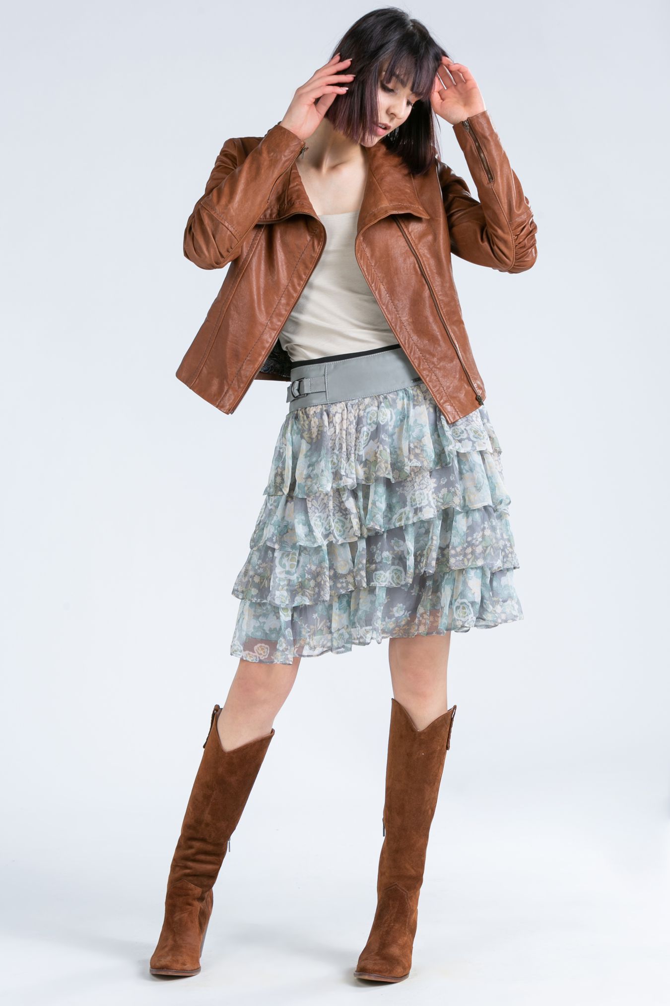 skirt made of silk and leather, silk skirt with a leather yoke and ruffles, skirt with a plant pattern, ash-colored skirt, skirt with a yoke made of natural leather and silk chiffon