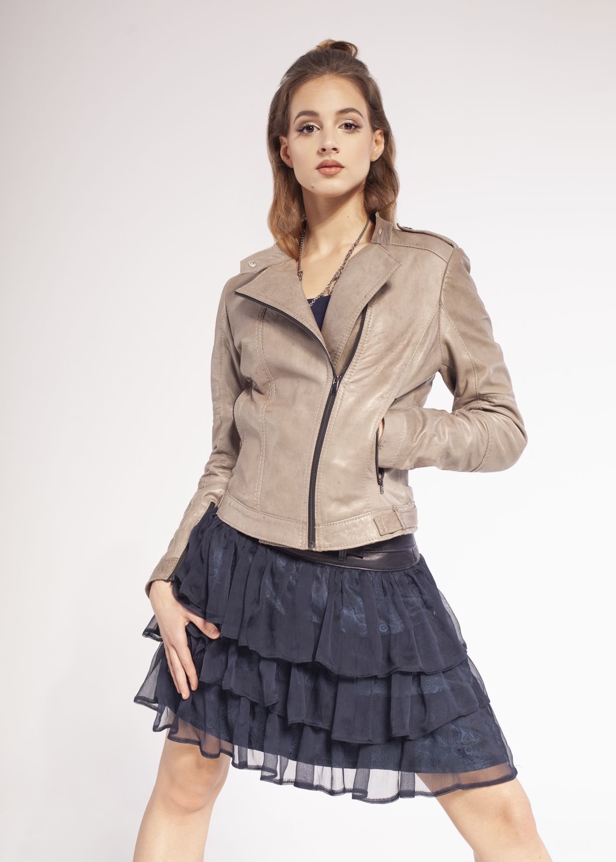 silk skirt with frills and leather yoke, skirt with silk frills, skirt navy blue, skirt navy blue silk, silk with leather yoke and silk frills, polish designer skirt, made in poland silk skirt