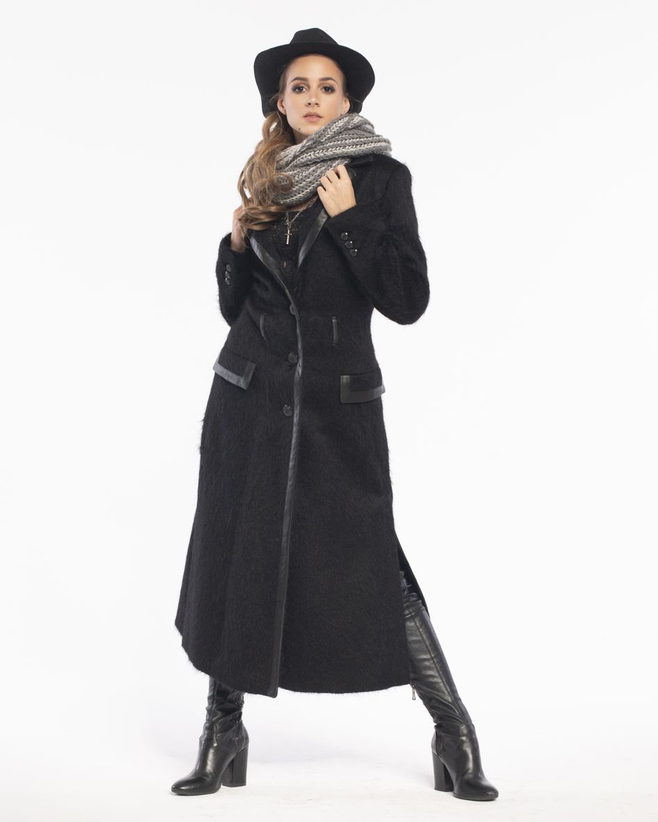 womens alpaca coat, coat made of black alpaca with leather trim, black coat, alpaca premium coat by rieske, premium coat polish brand, made in Poland alpaca coat, black coat polish designer