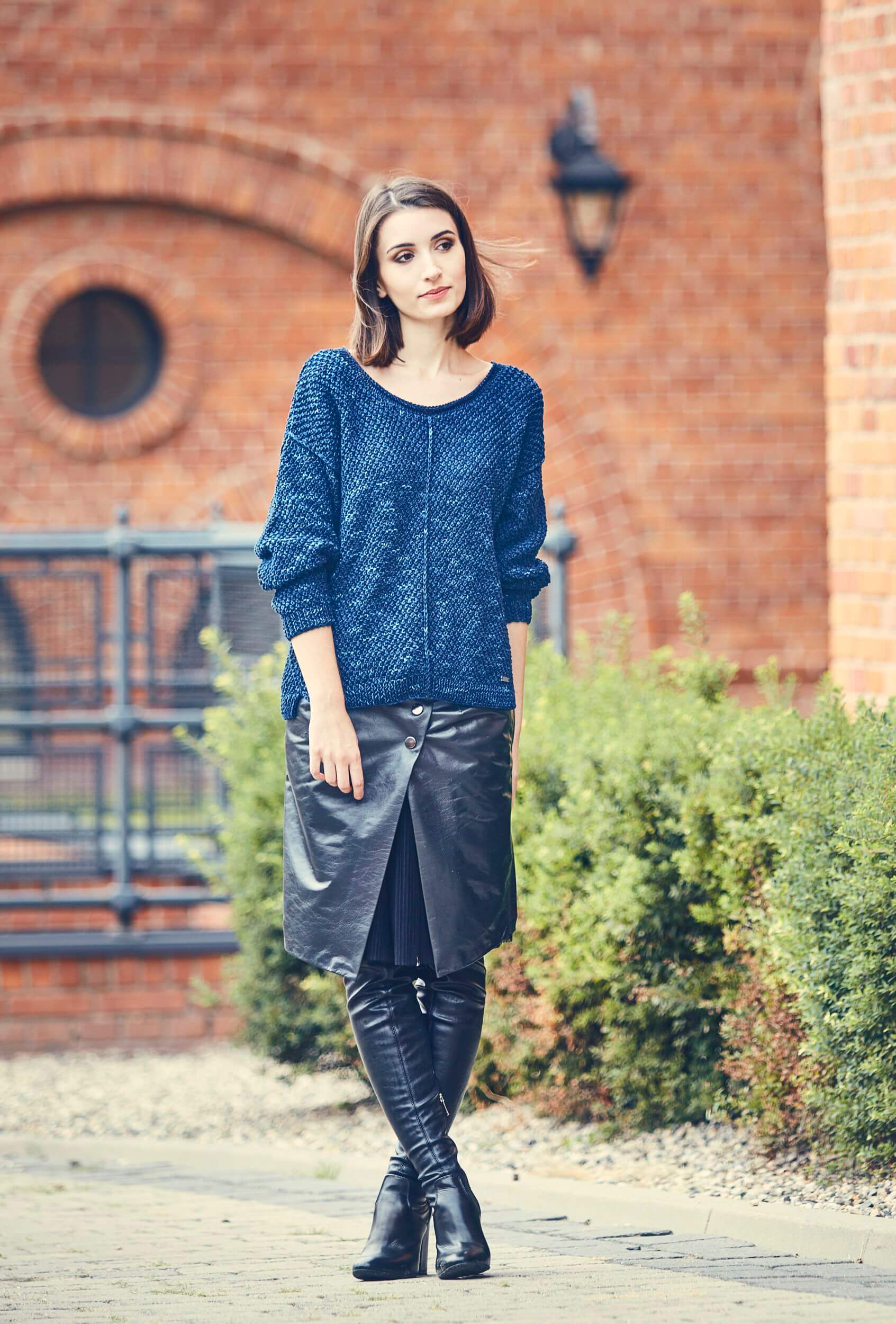 leather skirt, leather skirt with leather strap, graphite genuine leather skirt, graphite leather skirt with petticoat, Italian leather skirt, natural leather skirt,  graphite, leather skirts with petticoat, premium