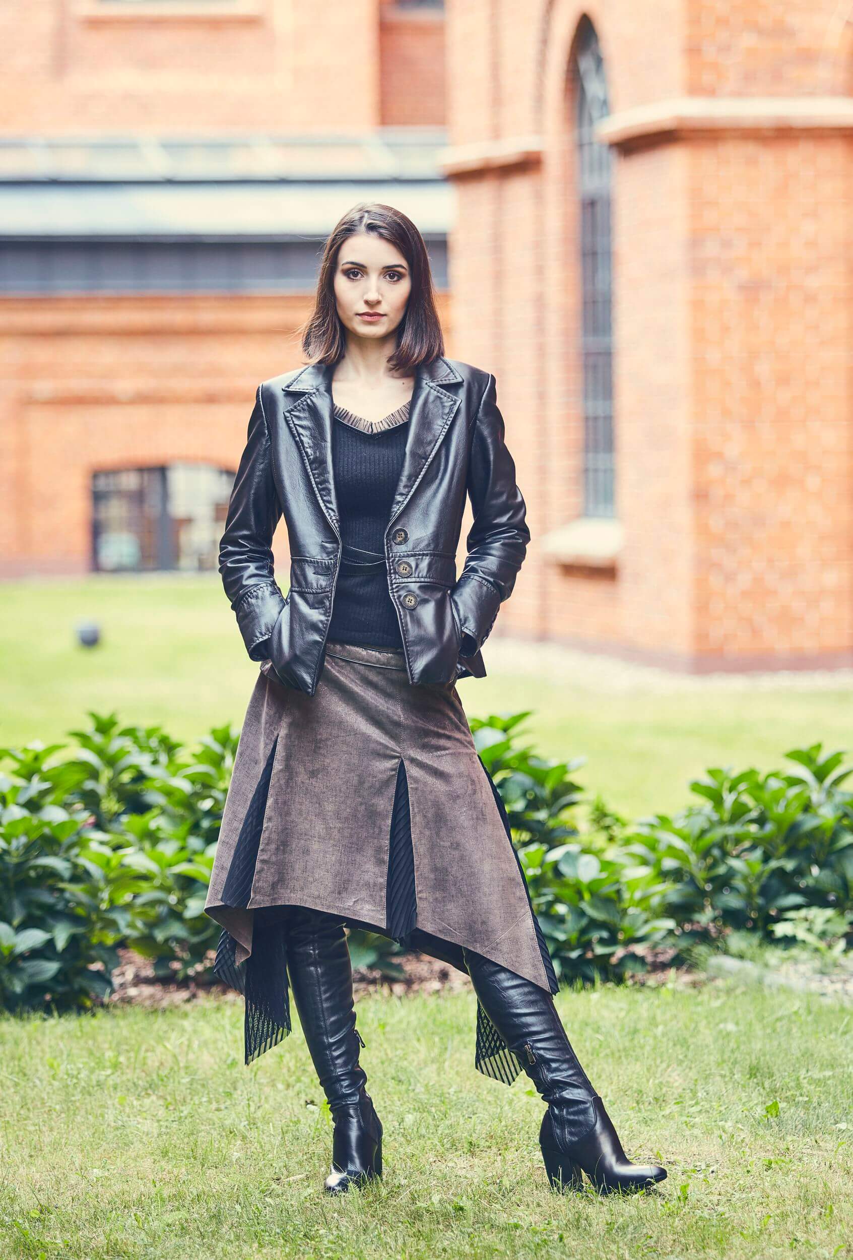 leather skirt, brown leather skirt, leather skirt with godets, natural leather skirt, Italian leather skirt, flared skirt, must have skirt, skirt made in Poland