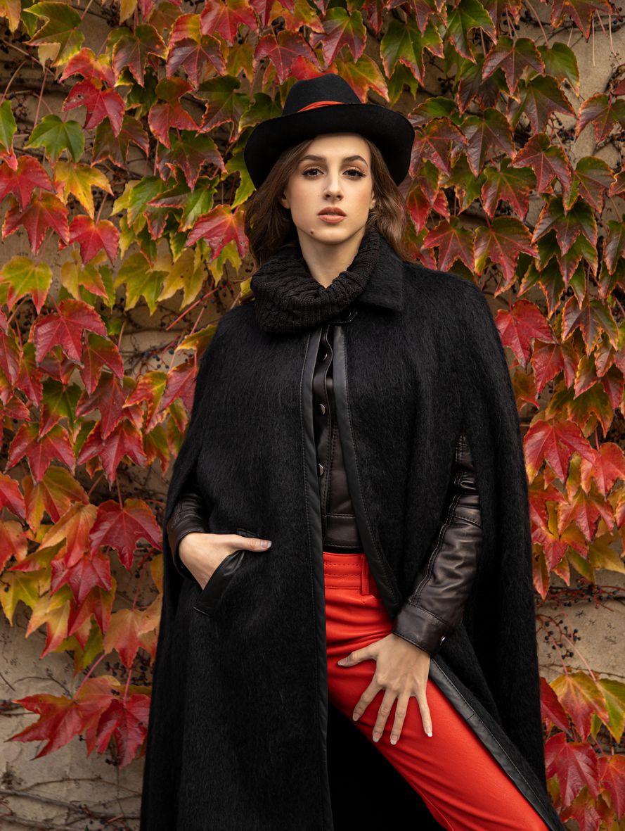 alpaca cape, coat black cape, black alpaca cape combined with leather, Polish brand cape, by rieske poncho, premium poncho, Polish designer poncho