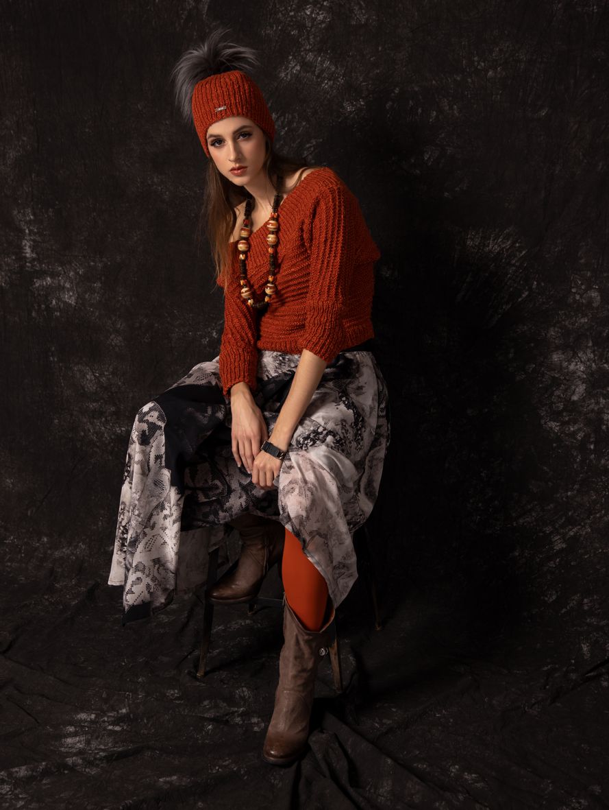 maxi skirt made of silk and leather, silk skirt with leather yoke, long envelope skirt, asymmetrical maxi skirt, long skirt with yoke made of natural leather and silk