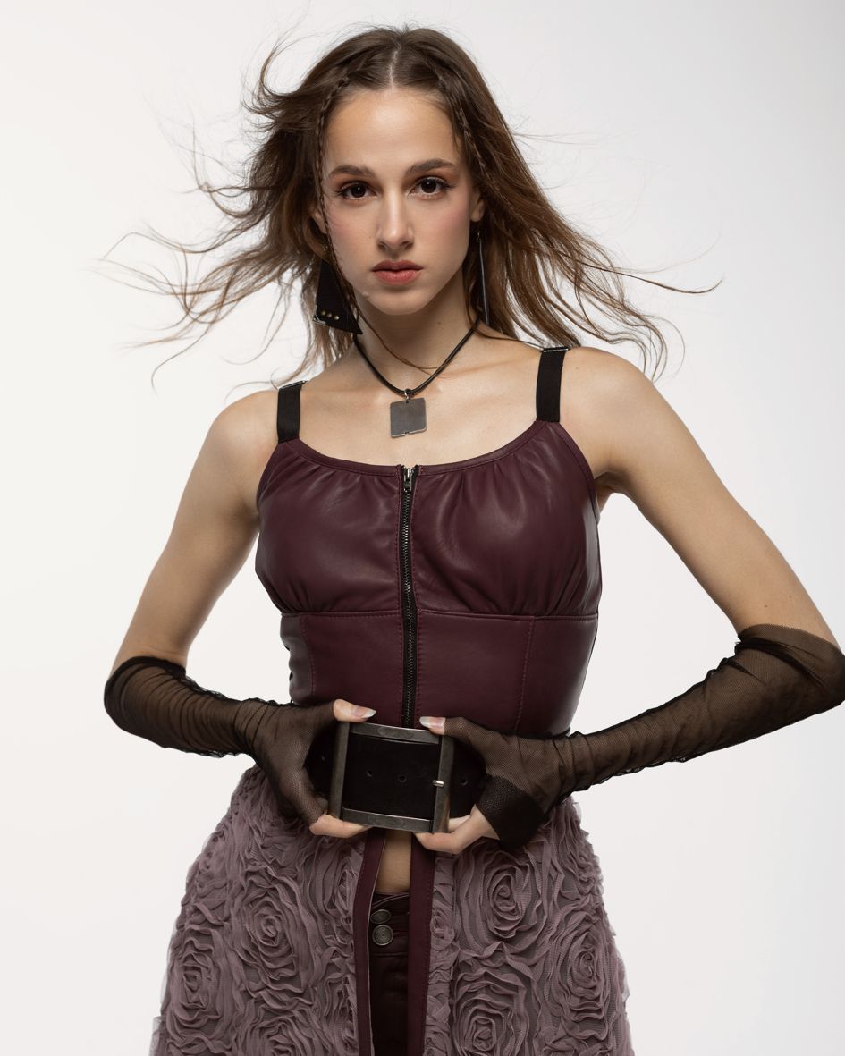 dress made of 3D tulle and natural leather, tulle dress with fashionable 3D flowers with a leather corset, original dress for a wedding, beige dress worn over trousers or shorts, beige dress made of natural leather