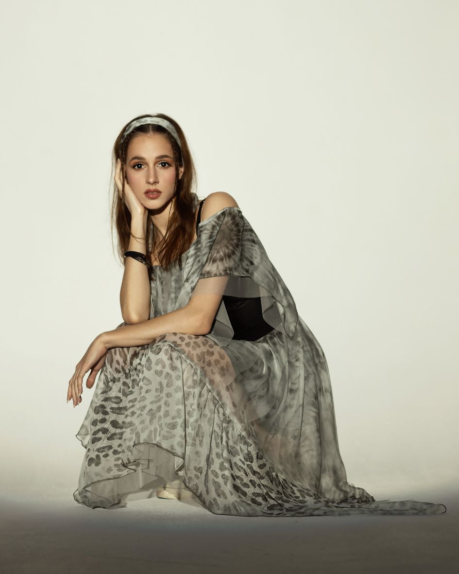 silk and leather dress, silk dress with leather corset and frills, silk boho dress, gray dress with frills, silk chiffon and natural leather dress for summer, perfect wedding dress