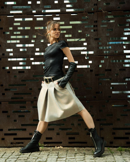 125005 Pistachio Green Leather Skirt With Double Fold 