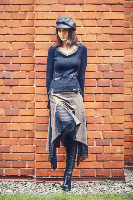 218012 Black Wool Blouse