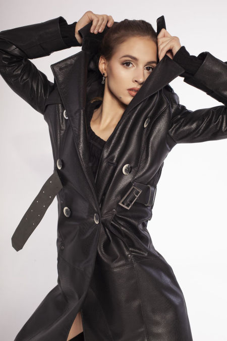220001 Maxi Black Leather Trench Coat