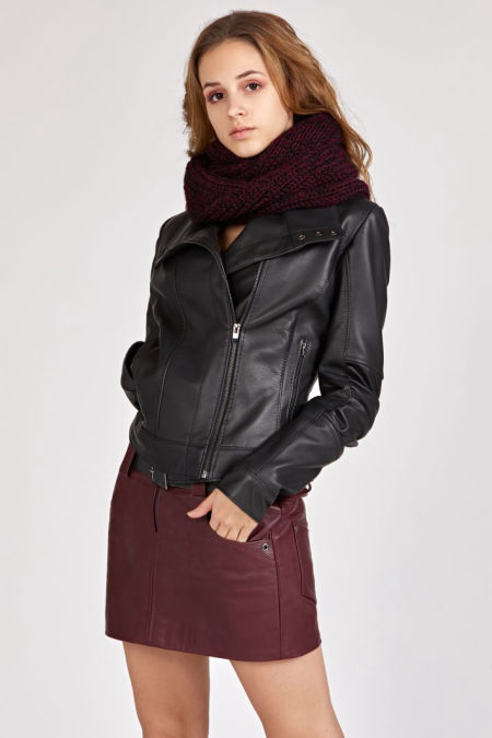 220016 Burgundy Handmade Infinity Scarf